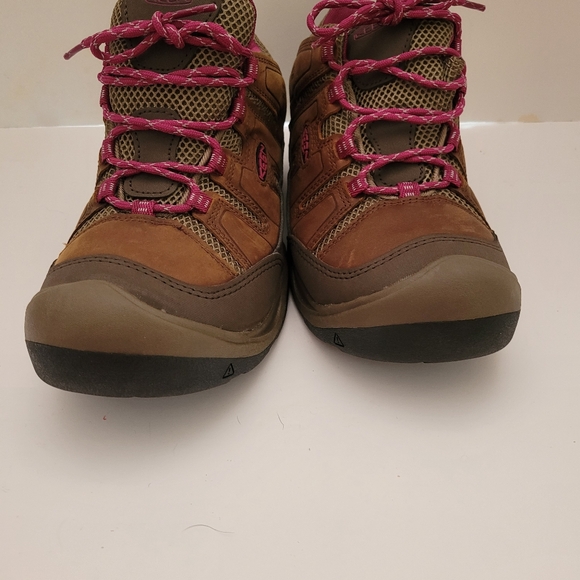 Keen Womens Hiking Circadia Waterproof Boots - Picture 1 of 6